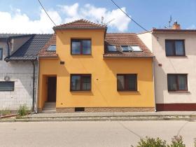 Prodej vícegeneračního domu, Břeclav, Písníky, 200 m2