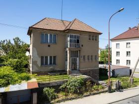 Prodej rodinného domu, Chrudim, Na Valech, 240 m2