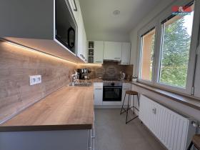 Prodej bytu 3+1, Zlín - Malenovice, třída Svobody, 68 m2