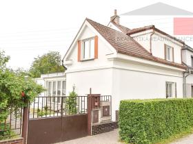 Prodej rodinného domu, Káraný, Hlavní, 109 m2