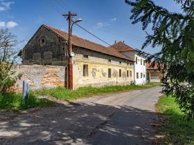 Prodej obchodního prostoru, Chrášťany, 105 m2