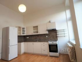 Pronájem bytu 2+1, Písek, Pražská, 75 m2