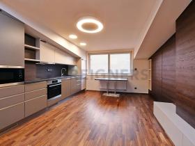 Pronájem bytu 3+kk, Brno, Jánská, 61 m2