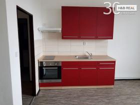 Pronájem bytu 1+kk, Hranice - Hranice I-Město, Tř. 1. máje, 30 m2