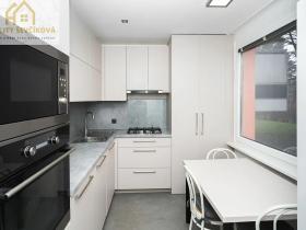 Prodej bytu 3+kk, Hradec Králové, Jungmannova, 82 m2