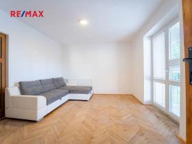 Prodej bytu 2+1, Kolín, Benešova, 56 m2