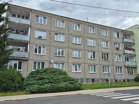 Prodej bytu 2+1, Hrádek, 1. máje, 60 m2