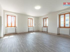 Prodej bytu 2+1, Snědovice, 85 m2