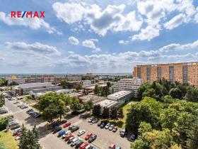 Prodej bytu 2+kk, Praha - Kobylisy, Hlaváčova, 47 m2