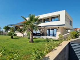 Prodej vily, Privlaka, Chorvatsko, 250 m2