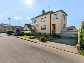 Prodej rodinného domu, Křižanov, Dlouhá, 228 m2