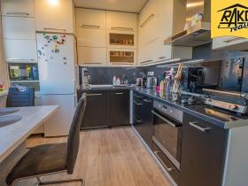 Prodej bytu 3+1, Trutnov, Za Komínem, 73 m2