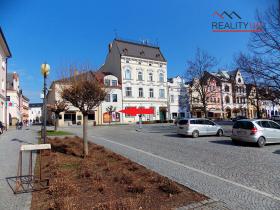 Pronájem obchodního prostoru, Lanškroun - Lanškroun-Vnitřní Město, nám. J. M. Marků, 130 m2
