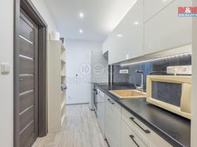 Prodej obchodního prostoru, Kladno - Švermov, Svojsíkova, 45 m2