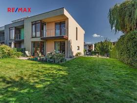Prodej rodinného domu, Praha - Vinoř, Lipoltická, 202 m2