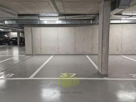 Pronájem garážového stání, Olomouc, Hněvotínská, 13 m2