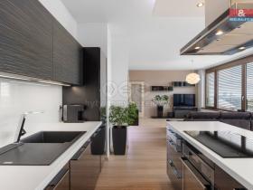 Prodej bytu 2+kk, Praha - Hlubočepy, Devonská, 88 m2