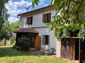 Prodej rodinného domu, Hluboš, 150 m2