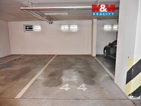 Pronájem garáže, Praha - Záběhlice, Mattioliho, 18 m2