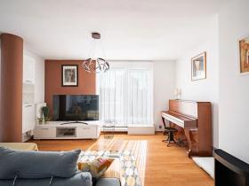 Pronájem bytu 4+kk, Praha - Prosek, Trmická, 103 m2