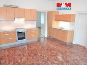 Pronájem bytu 2+1, Kladno, Sportovců, 85 m2