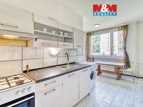 Prodej bytu 3+1, Krupka - Maršov, Karla Čapka, 79 m2