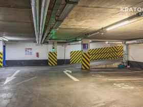 Pronájem garážového stání, Praha - Vinohrady, U Zvonařky, 13 m2