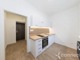 Prodej bytu 1+1, Přerov, Husova, 28 m2