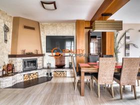 Prodej rodinného domu, Hodonín, Mírové nám., 150 m2