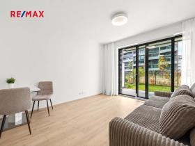 Pronájem bytu 1+kk, Praha - Žižkov, Šrámkové, 36 m2