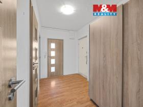 Pronájem bytu 3+1, Hronov, Hostovského, 71 m2