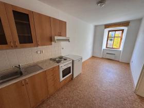 Pronájem bytu 1+1, Jeseník, Masarykovo nám., 45 m2