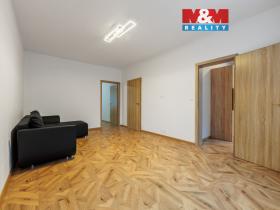 Prodej bytu 3+1, Karlovy Vary, 73 m2