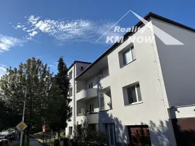 Prodej bytu 3+1, Kroměříž, Kostnická, 72 m2