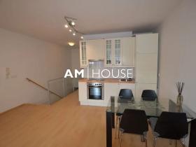 Pronájem bytu 2+kk, Praha - Vysočany, Skloněná, 63 m2