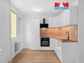 Prodej bytu 3+1, Kladno - Kročehlavy, Litevská, 57 m2