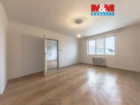 Prodej bytu 2+1, Nymburk, 28. října, 71 m2