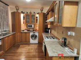 Prodej bytu 2+1, Klášterec nad Ohří, Družstevní, 62 m2