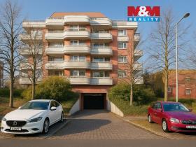 Pronájem garážového stání, Praha, U kříže, 14 m2