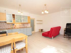 Pronájem bytu 1+kk, Praha - Malešice, Ungarova, 36 m2