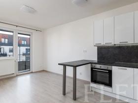 Pronájem bytu 1+kk, Praha - Letňany, Škrábkových, 31 m2