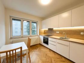 Pronájem bytu 2+1, Brno, Purkyňova, 47 m2