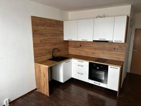 Pronájem bytu 1+1, Jirkov, Krušnohorská, 33 m2