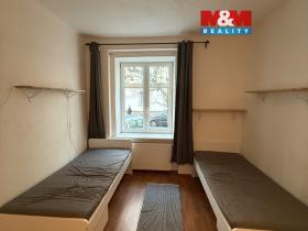 Pronájem bytu 1+kk, Plzeň, Vrchlického, 27 m2