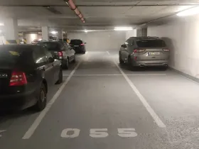 Pronájem garážového stání, Praha - Smíchov, Tomkova, 12 m2