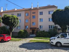 Prodej bytu 3+1, Uherské Hradiště, Mojmírova, 75 m2