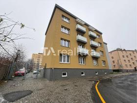 Prodej bytu 3+1, Opava, U Fortny, 73 m2