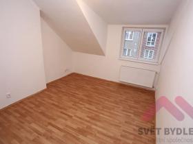Pronájem bytu 2+1, Praha - Vršovice, Tolstého, 42 m2