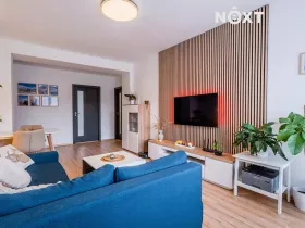 Prodej bytu 3+1, Adamov, Komenského, 65 m2