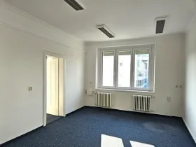 Pronájem kanceláře, Praha - Dejvice, Velflíkova, 47 m2